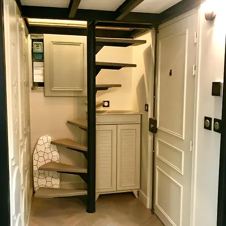 Duplex Artist Studio Converted Into A Loft *